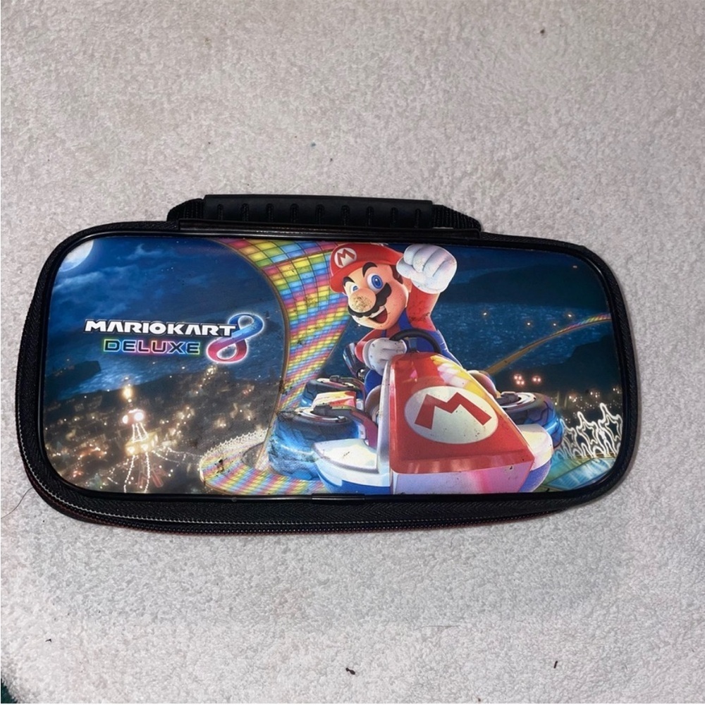 Nintendo Mario Kart 8 Deluxe Case - Red, Blue, Black